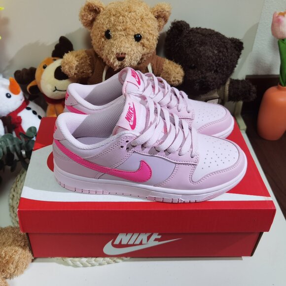 Nike Shoes - Nike Peppa Pig Pink Fashion Casual Sports Shoes for Women